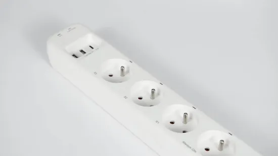 Faixa de energia francesa Smart Home sem fio WiFi 4 tomadas Power Strip/controle remoto de voz